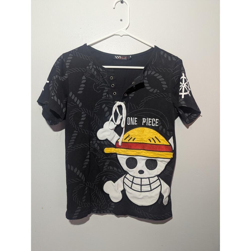 V-PARPHERY Men's Black Knit Graphic Tee with Monkey D. Luffy Lace Up